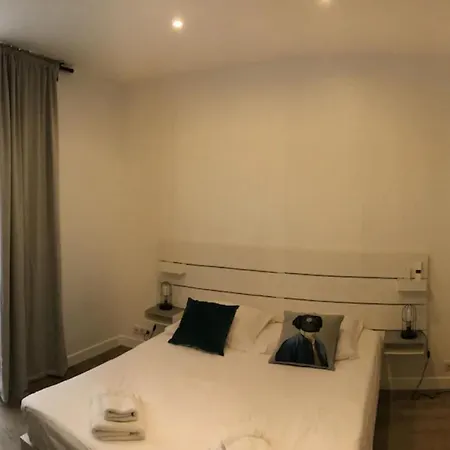 Elegant Dans Le Quartier Concorde A * Παρίσι