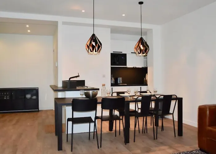 Elegant Dans Le Quartier Concorde A Apartament Paryż