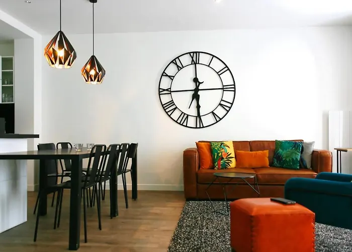 Elegant Dans Le Quartier Concorde A *