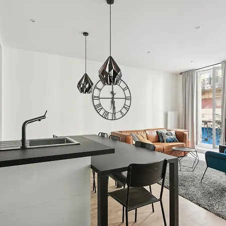 Elegant Dans Le Quartier Concorde A